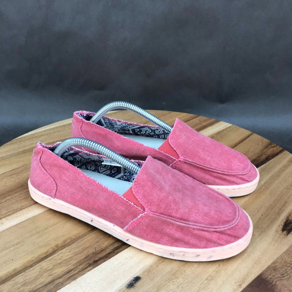 Maurices Pink Slip On Canvas Sneakers Low Top Shoes Womens Size 6 M